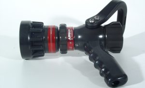 Falcon Scaleable flow water and foam nozzle